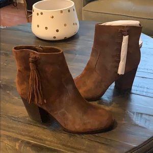 Frye Myra Tassel Lace Booties size 11 NWT